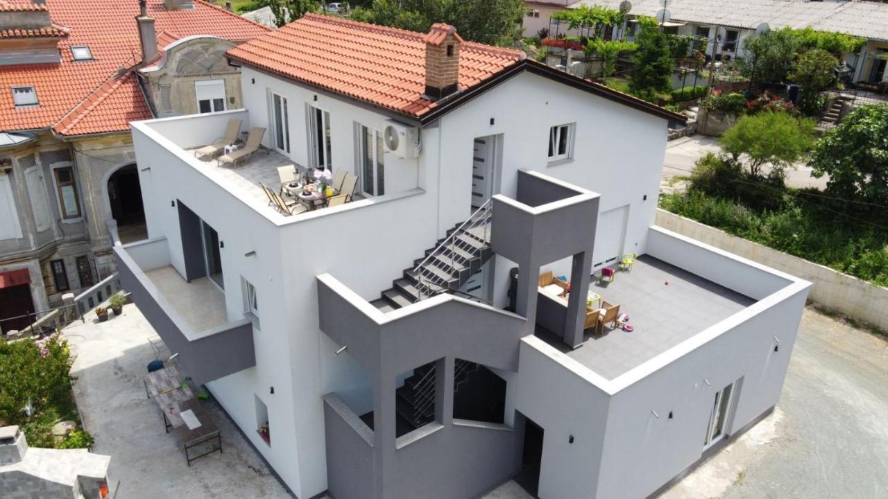 Apartmani Petar I Luka Bakar Exterior foto