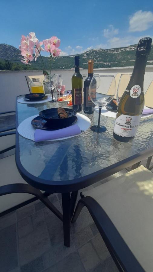 Apartmani Petar I Luka Bakar Exterior foto