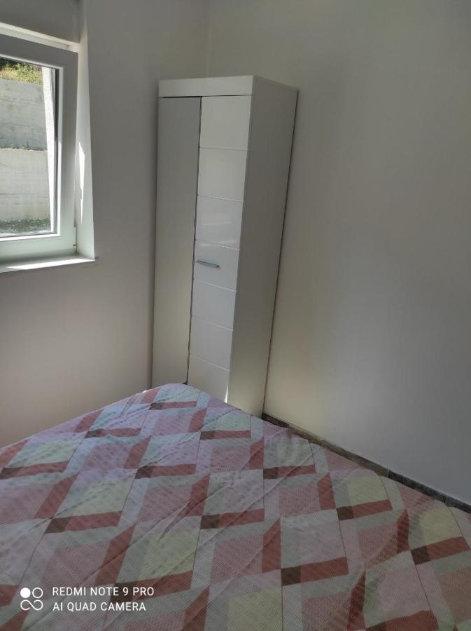 Apartmani Petar I Luka Bakar Exterior foto